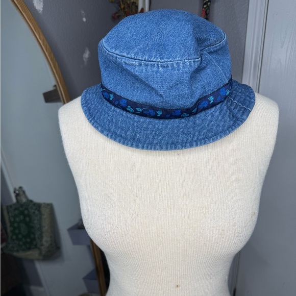 Powerpuff girls Blue Floral Embroidered Bucket Hat - Picture 3 of 3